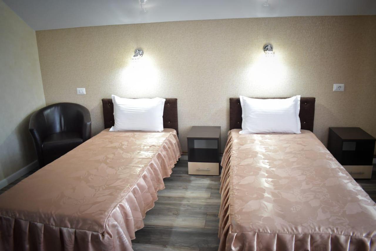 Casa Brancusiana Apartman Zsilvásárhely Kültér fotó